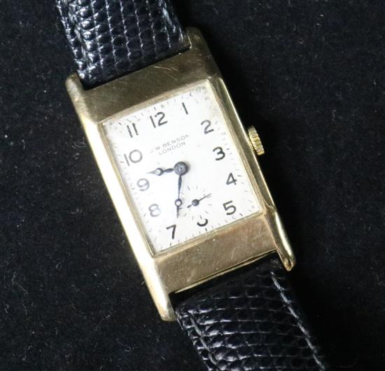 A gentlemans 1930s 9ct gold J. W. Benson manual wind wrist watch,